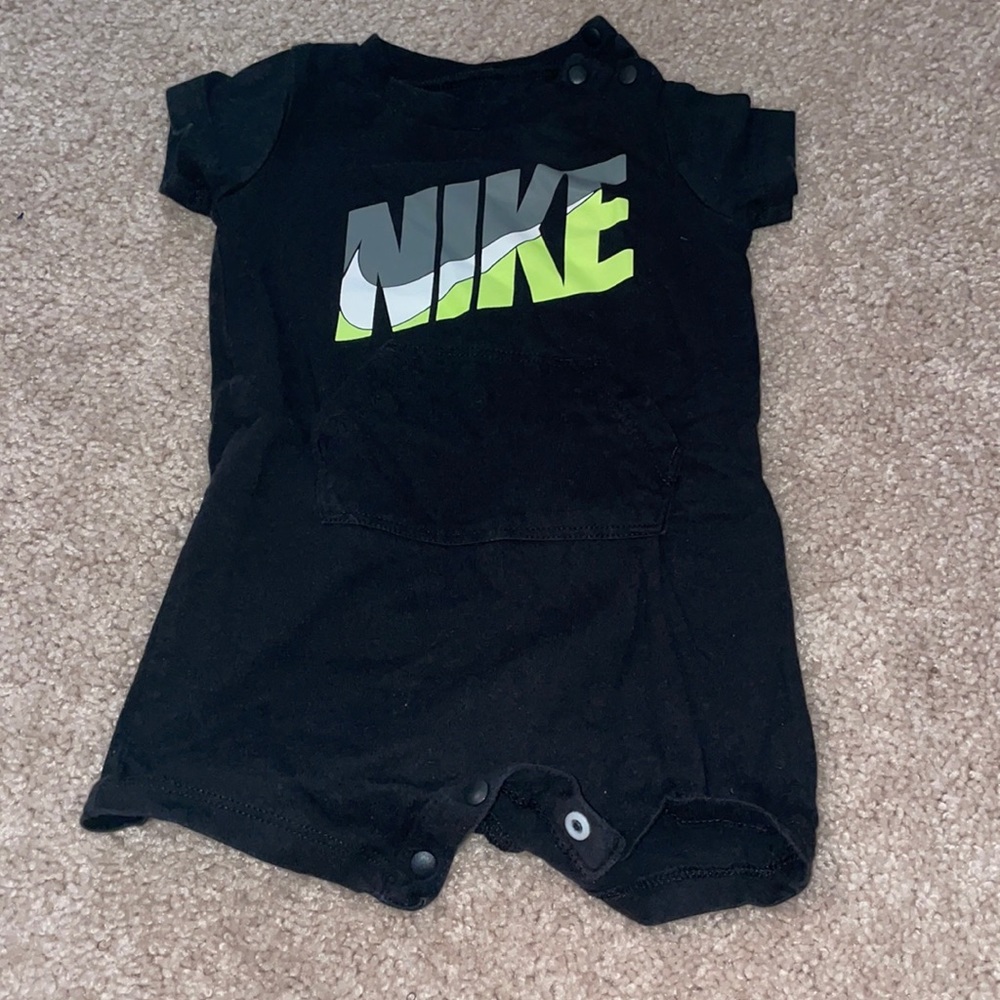 Nike One Piece Set